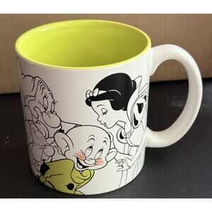 Disney Store Snow White & Seven Dwarfs mug-stayed in China cabinet-never used